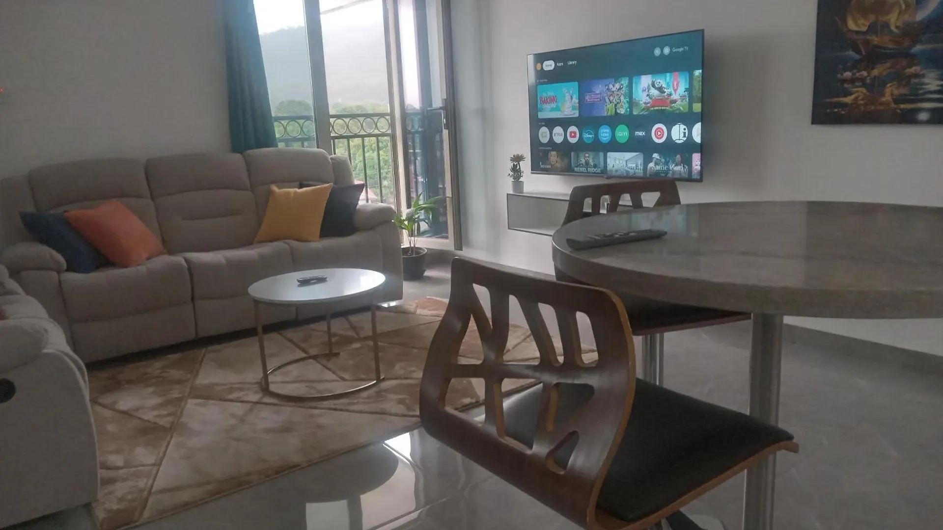شقة 4K-Suite كينغستون